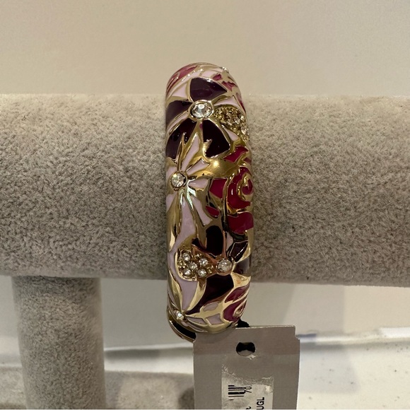 NWT Sequin by Nordstrom Clamper Bracelet-gold tone Floral print in pink & purple - Picture 6 of 14